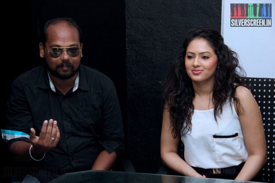 Cinema Spice Magazine Pocket Issue Launch By Nikesha Patel & Ravi Thyagarajen