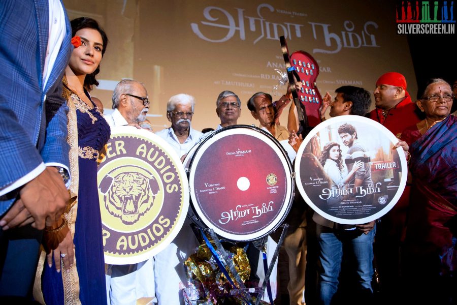 Arima Nambi Audio Launch with Vikram Prabhu and Priya Anand