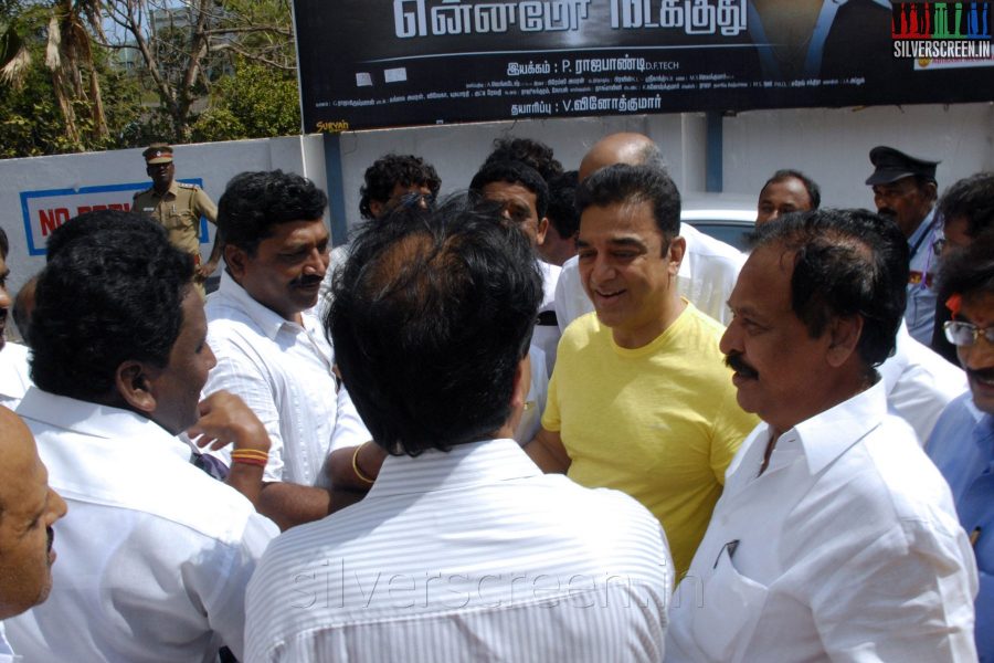 Kamal Haasan casting his vote in the Film Chamber Elections