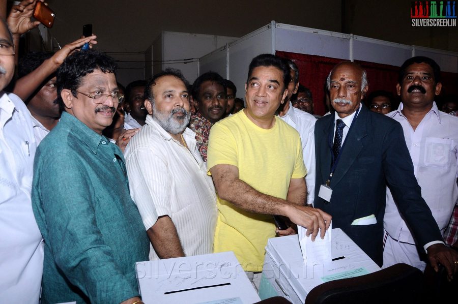 Kamal Haasan casting his vote in the Film Chamber Elections