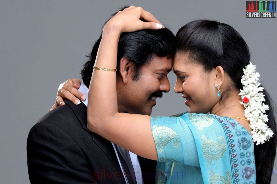 Actress Ishara and Milaga Natraj aka Natarajan Subramaniam in Sathuranga Vettai Movie Stills