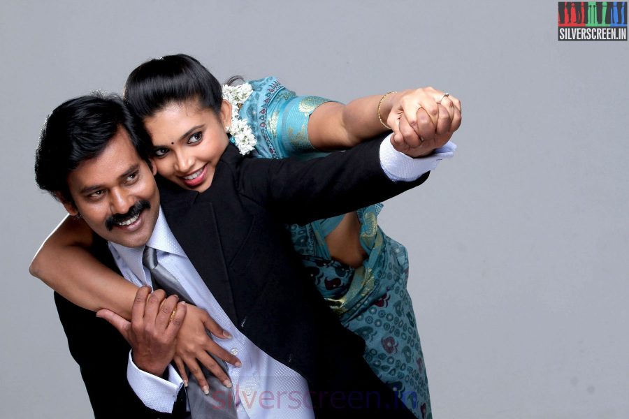 Actress Ishara and Milaga Natraj aka Natarajan Subramaniam in Sathuranga Vettai Movie Stills