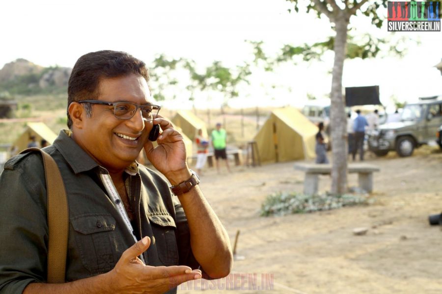 Prakash Raj in Un Samayal Arayil Movie Stills