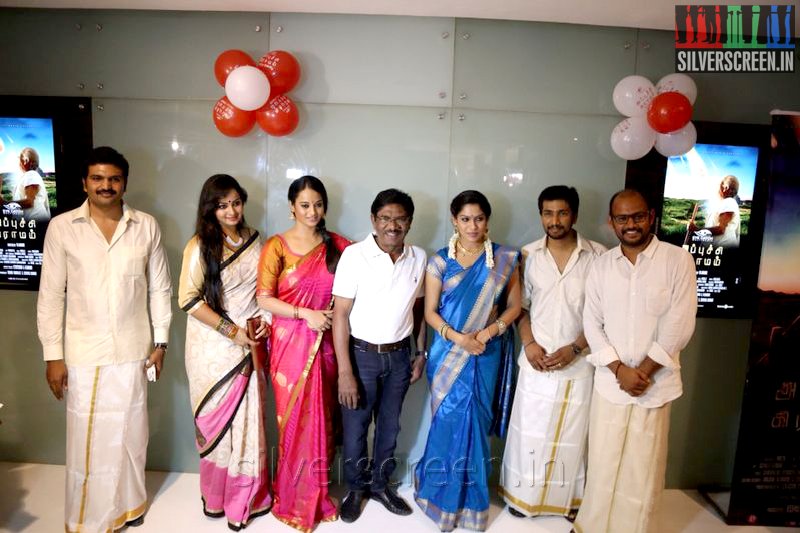 Director Bharathiraja, Producer Vishnu Murali, Actress Anusha, Suja Varunee, Swasika, VI Anand at the Appuchi Gramam Audio Launch