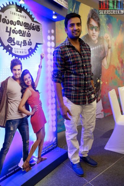 Comedian Actor Santhanam at the Vallavanukku Pullum Aayudham Press Meet