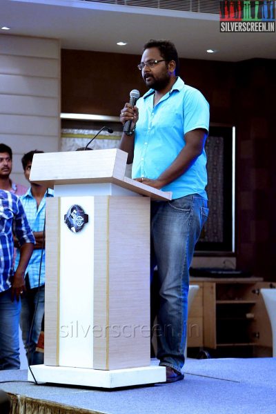 Vallavanukku Pullum Aayudham Press Meet