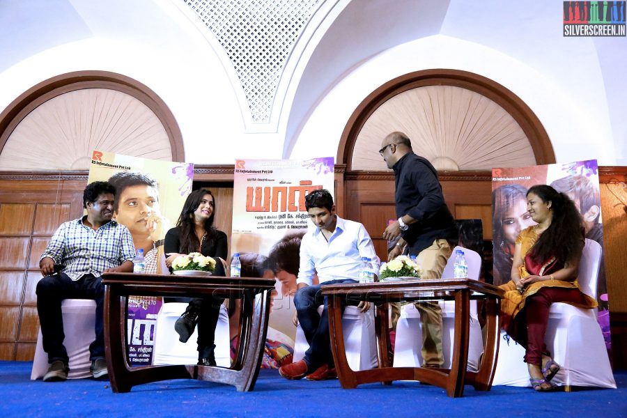 Actor Jiiva, Ravi K Chandran, Thamarai, Thulasi Nair and Elred Kumar at the Yaan Press Meet