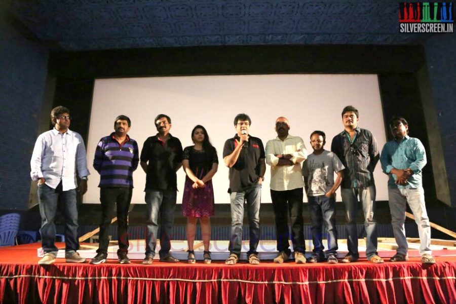 Actor Vivek, Actress Swetha, Cell Murugan, Director Kannan, Music Director Venkat Krishi at the Naan Thaan Bala Press Meet