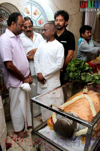 Music Director Ilaiyaraaja at Director Ramanarayanan's Funeral