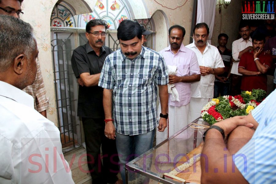 Actor Powerstar Srinivasan at Director Ramanarayanan's Funeral