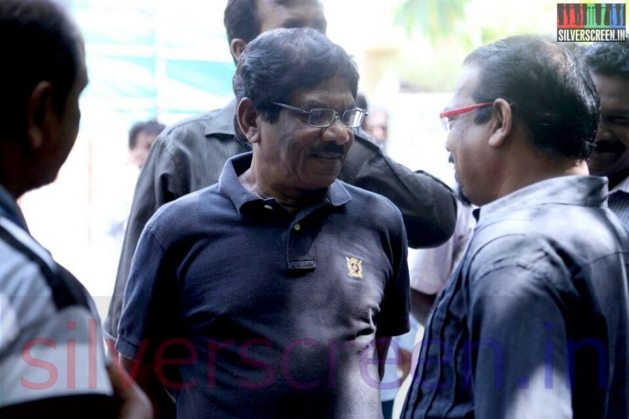 Director Bharathiraja at Director Ramanarayanan's Funeral