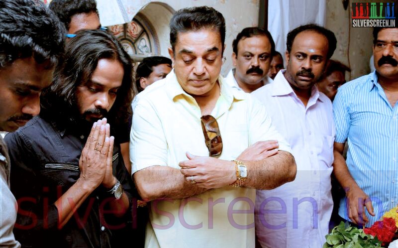 Actor Kamal Haasan at Director Ramanarayanan's Funeral