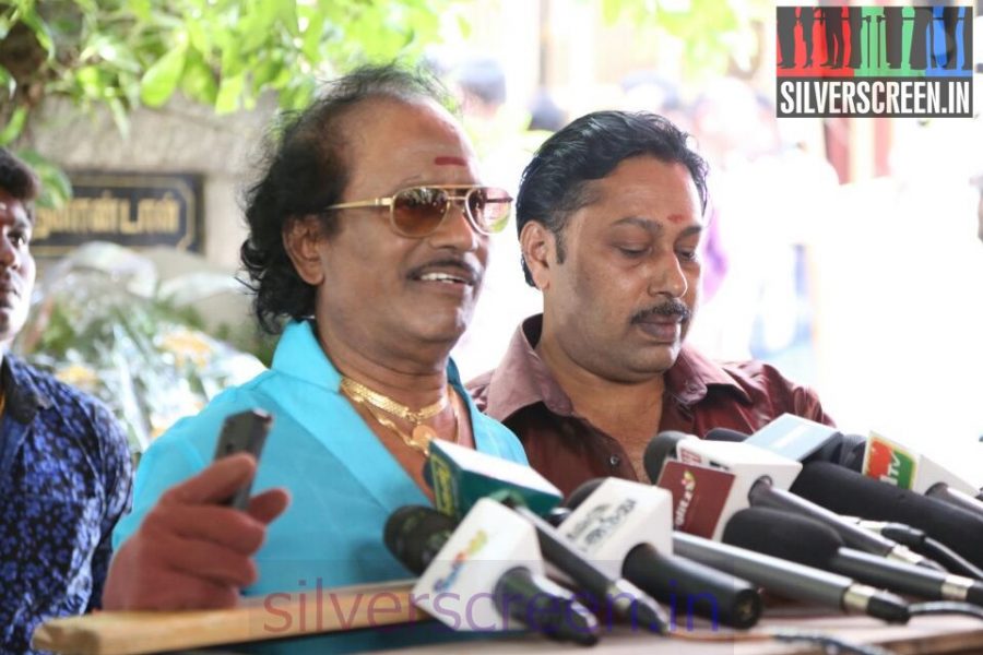 Music Director Sankar Ganesh and Director Rajakumaran at Director Ramanarayanan's Funeral