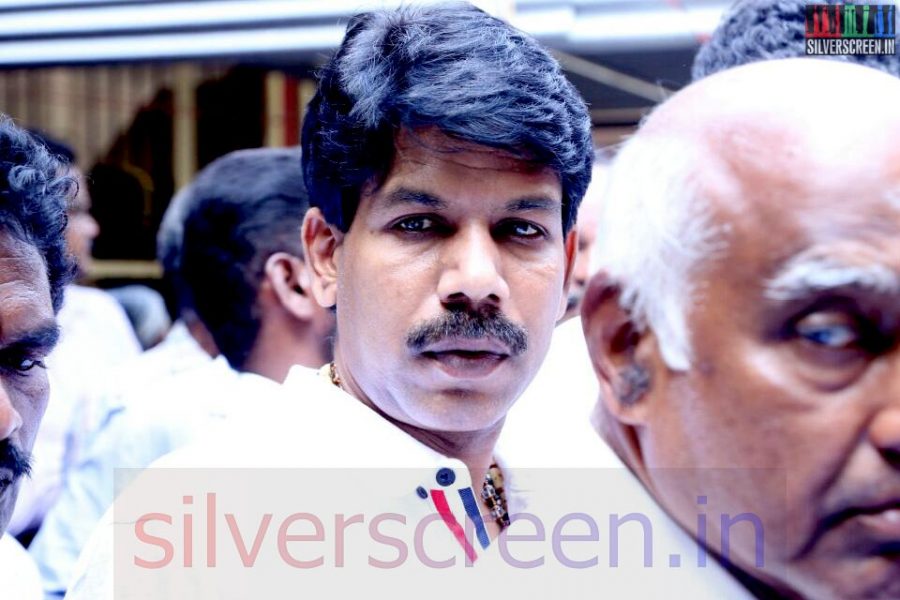 Director Bala at Director Ramanarayanan's Funeral