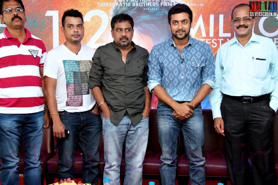 Actor Suriya, Director Lingusamy and Producer Dhananjayan at Anjaan Teaser Success Meet