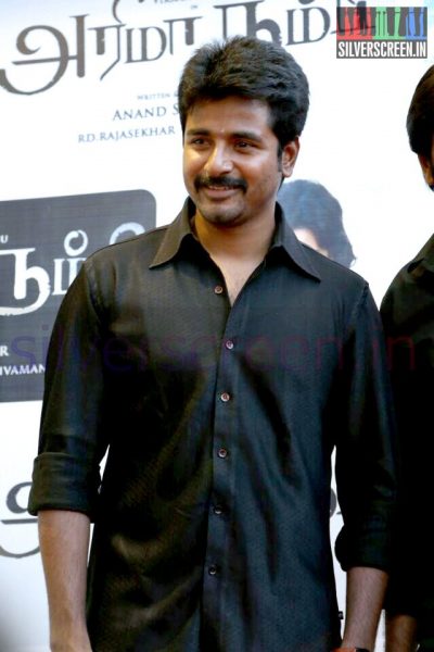 Actor Sivakarthikeyan at the Arima Nambi Movie Premiere