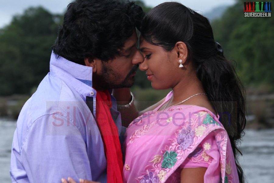 Actor Vidharth and Manisha Yadav in Pattaya Kelappanum Pandiya Movie Stills