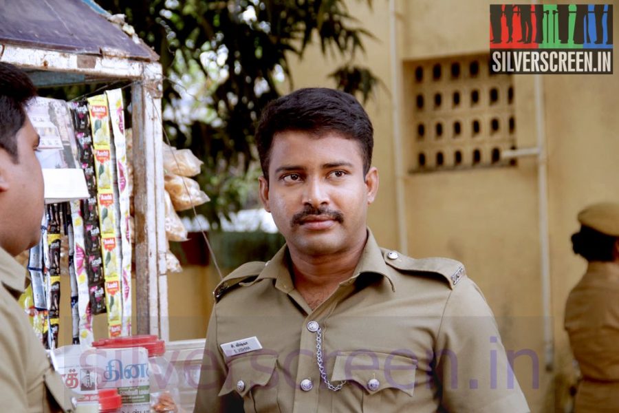 Actor Attakathi Dinesh and Actress Iyshwarya Rajesh in Thirudan Police Movie Stills