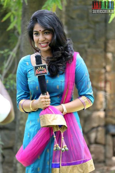 Actress Sudhakshina at Thirunthuda kadhal Thiruda Audio Launch Function