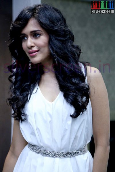 Chennai Model Pradhayini Sarvothaman looks effortlessly hot at the Toni & Guy Essensuals Mogappair Launch