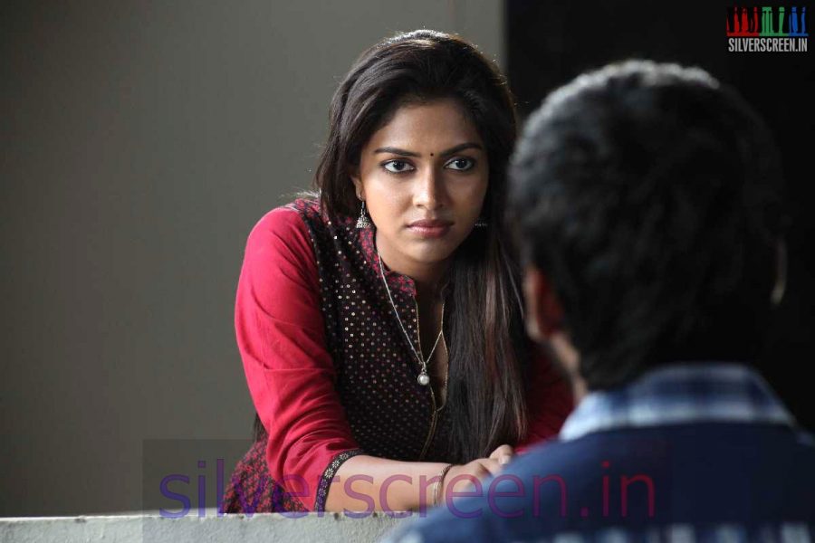 Actress Amala Paul in Velaiyilla Pattathari or VIP