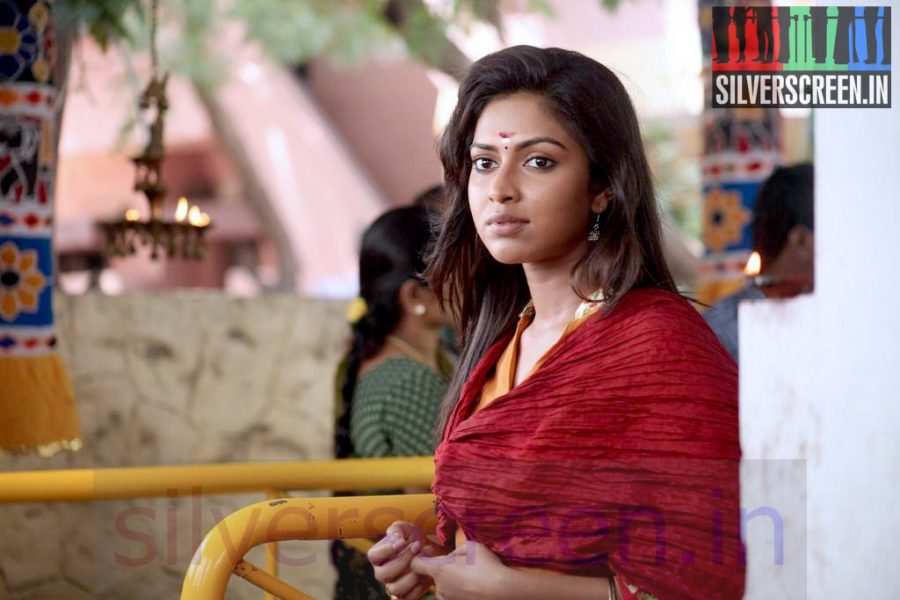 Actress Amala Paul in Velaiyilla Pattathari Movie Stills