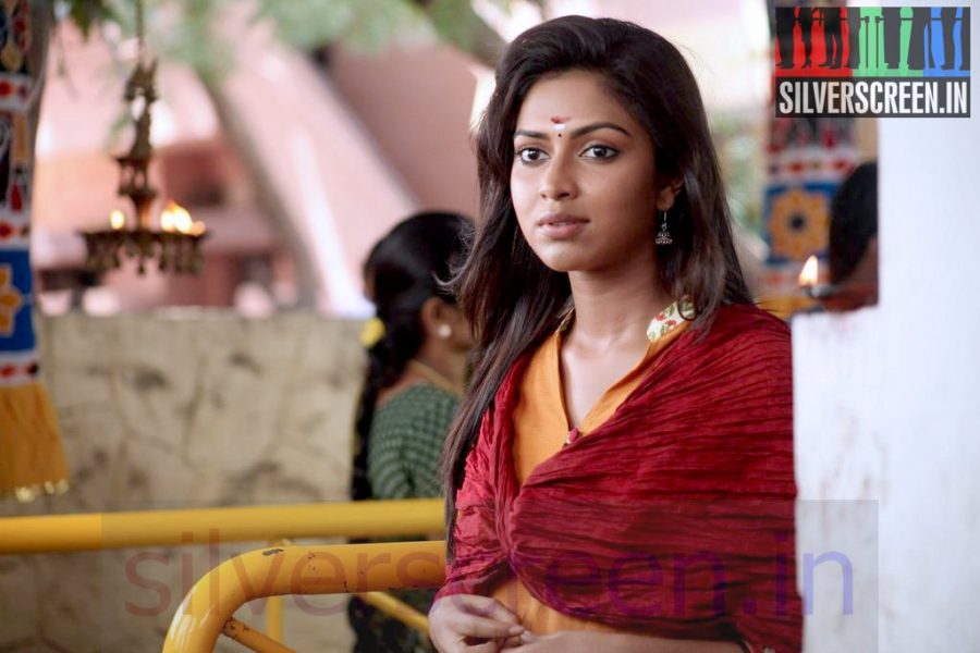 Actress Amala Paul in Velaiyilla Pattathari Movie Stills