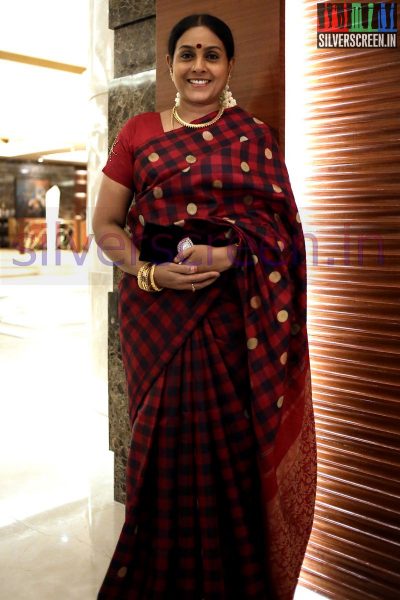 Actress Saranya Ponvannan at Vellayilla Patadhari (VIP) Audio Launch HQ Images