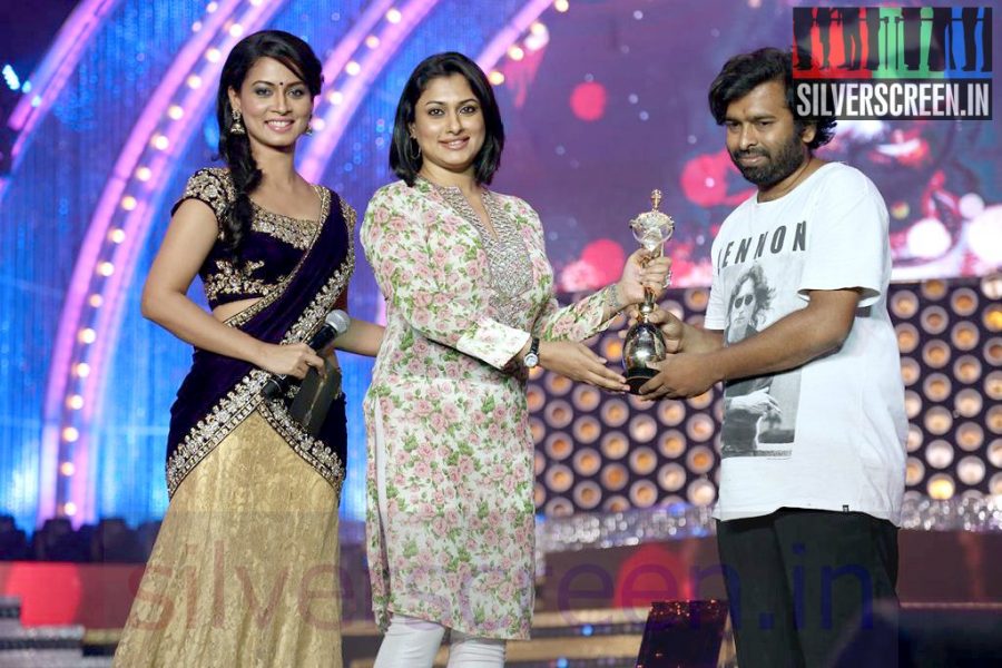 Actress Malavika at Vijay Awards 2014 Event