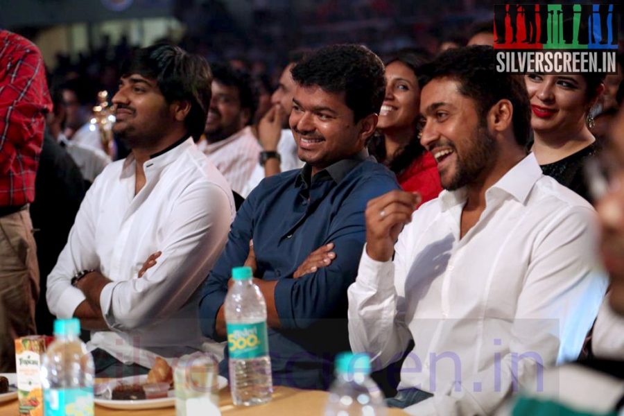 Actor Vijay, Suriya and Sathish at Vijay Awards 2014 Event