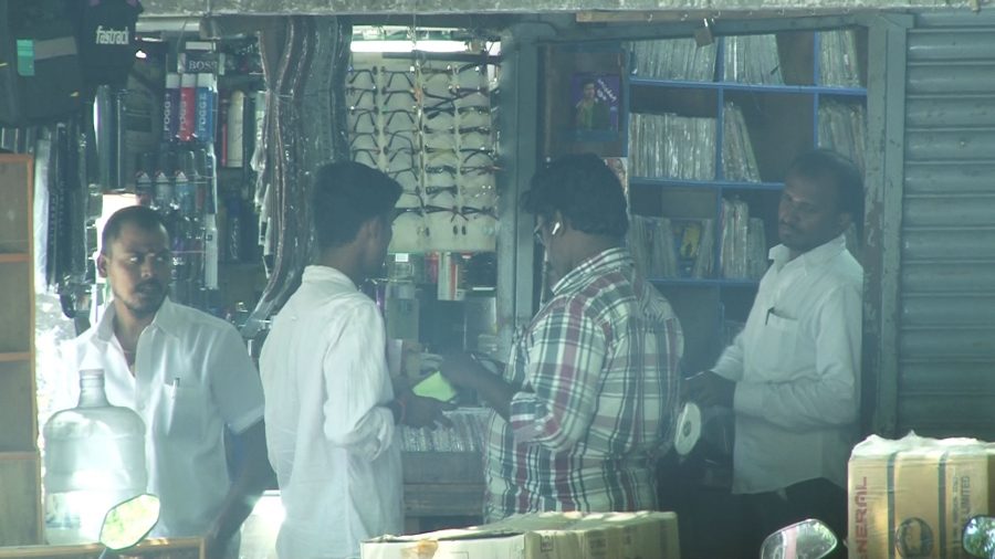 Actor R Parthiban's Anti-Piracy Raid At Burma Bazaar Stills