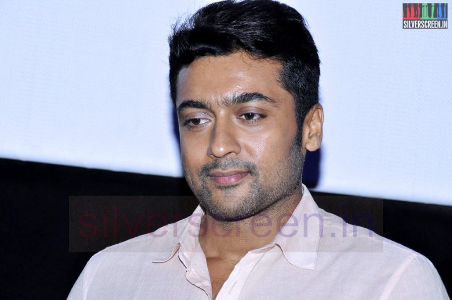 actor-suriya-anjaan-press-show-stills-030