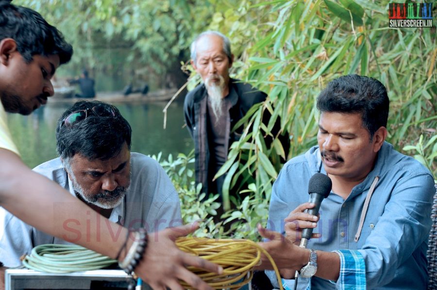 Director Shankar and Cinematographer PC Sreeram in Ai Movie Stills