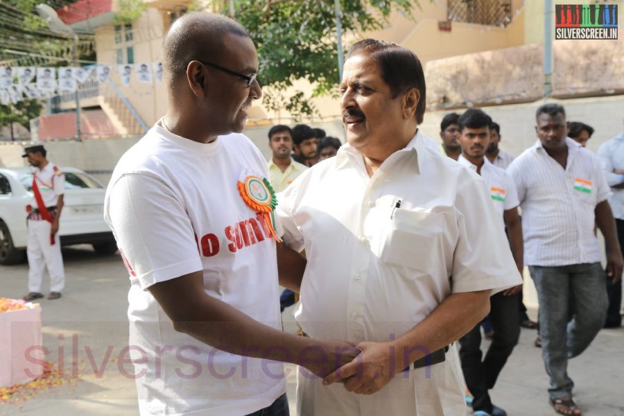 national-flag-hosting-function-by-r-parthiban-lawrence-raghavendra-stills-021