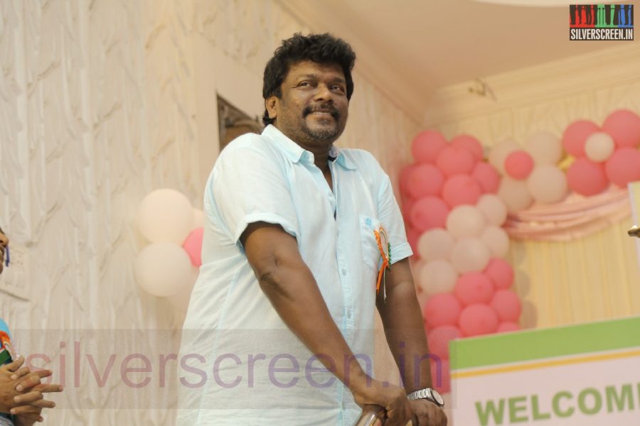 national-flag-hosting-function-by-r-parthiban-lawrence-raghavendra-stills-042