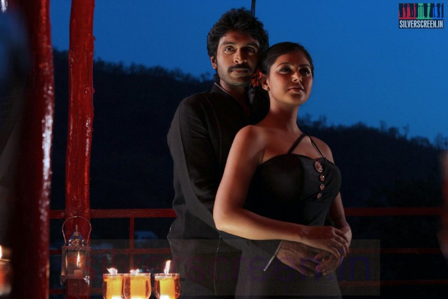 Actor Vikram Prabhu and Actress Monal Gajjar in Sigaram Thodu Movie Stills