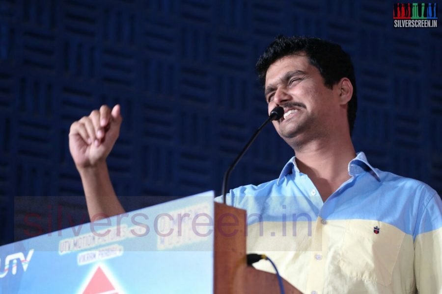 Actor Erode Mahesh at Sigaram Thodu Press Meet