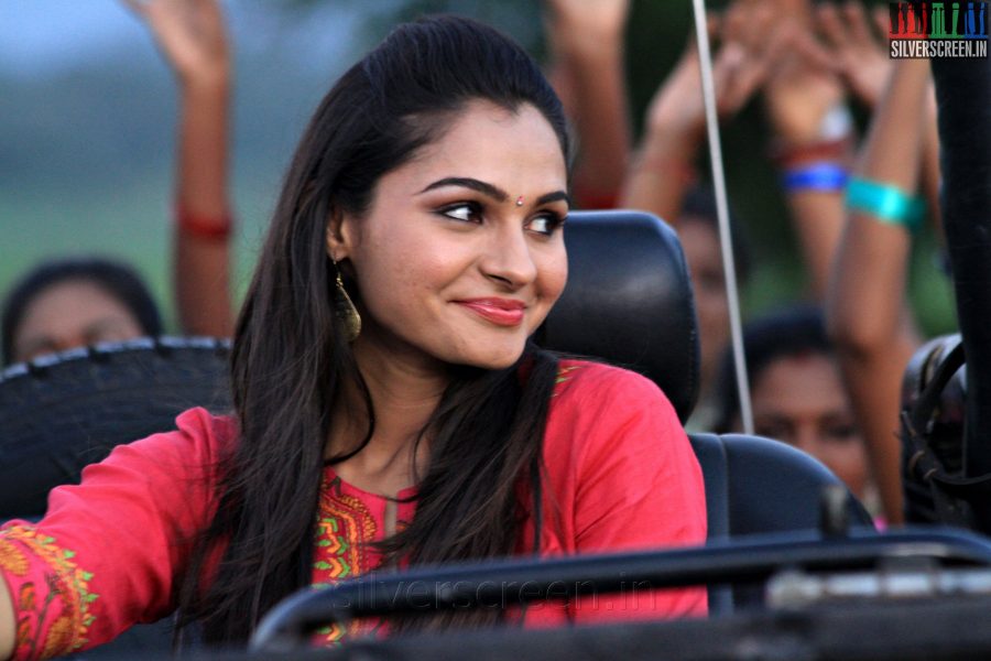 Actress Andrea Jeremiah in Aranmanai Movie Stills