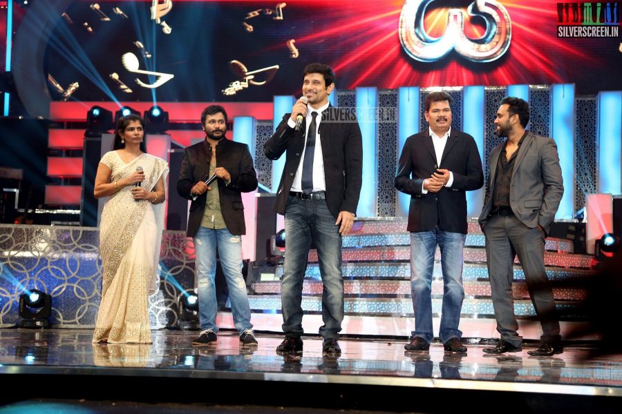 i-audio-launch-stills-vikram-arnold-rajinikanth-rahman-075