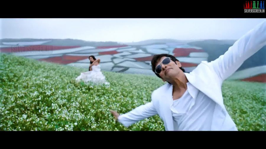 I Movie Teaser Frames with Vikram and Amy Jackson