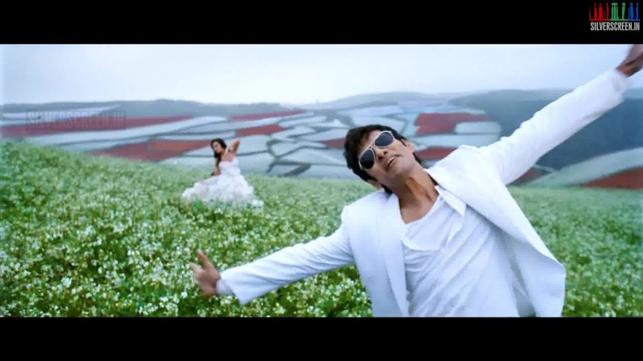 I Movie Teaser Frames with Vikram and Amy Jackson