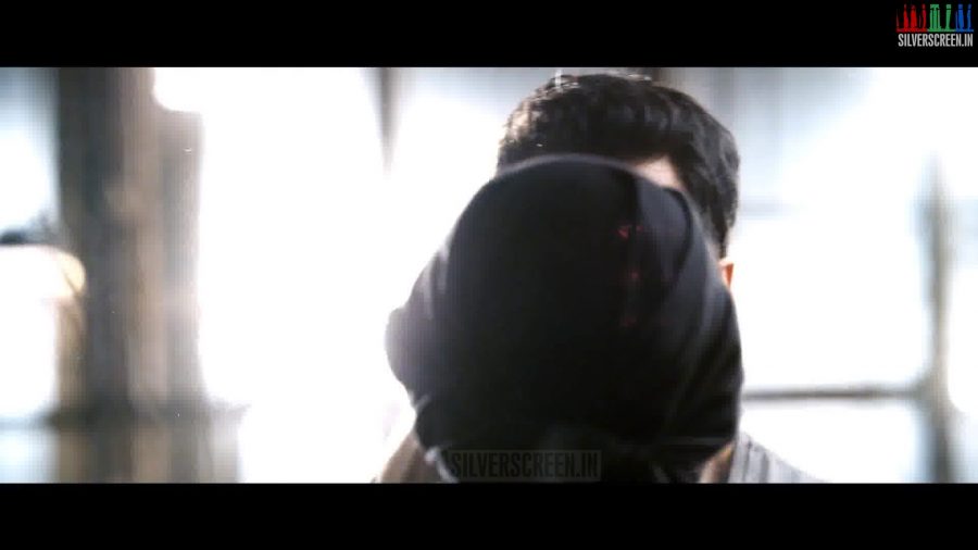 I Movie Teaser Frames with Vikram and Amy Jackson