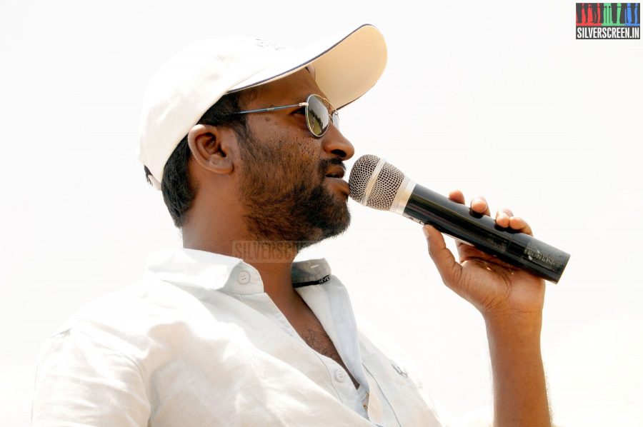 Director Suseenthiran in Jeeva Movie Working Stills