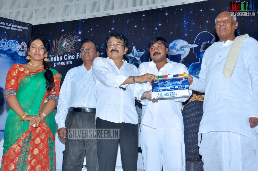 natchathira-mazhai-movie-launch-stills-028