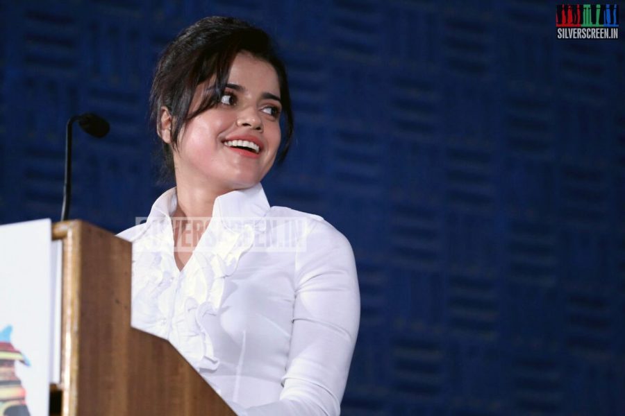 Actress Piaa Bajpai at Nerungi Vaa Muthamidathe Press Meet Event