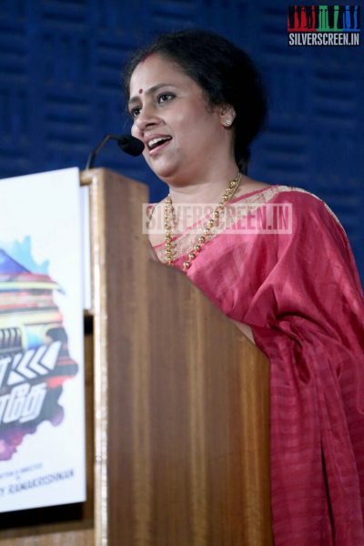 Actress Lakshmy Ramakrishnan at Nerungi Vaa Muthamidathe Press Meet Event