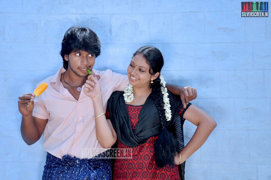 Actor Irfan and Actress Arundhathi in Pongi Ezhu Manohara Movie Stills