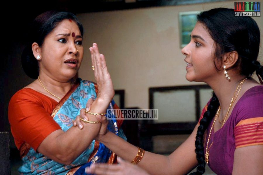 Actress Saranya Nag and Kovai Sarala in Retta Vaalu Movie Stills