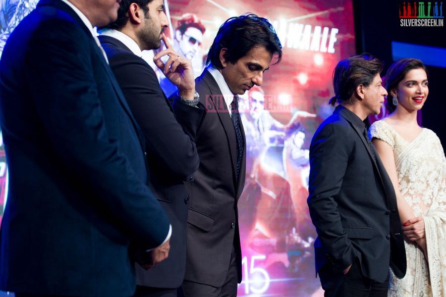 Actor Abhishek Bachchan, Shahrukh Khan, Deepika Padukone, Sonu Sood at Happy New Year Promo with Palam Silks