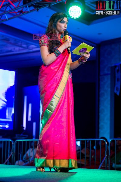TV VJ Bhavna Balakrishnan at the Palam Silks SILKLINE 2015 Fashion Show for Happy New Year Movie Promo